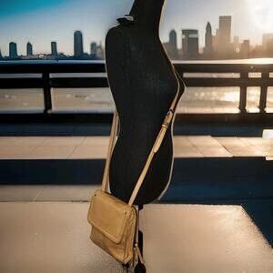 American Leather Co. Kansas Crossbody Handbag 6.5x7.5